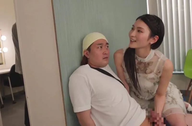 Cám dỗ làm tình ở nơi công cộng của suzu honjou, ai có thể từ chối ?